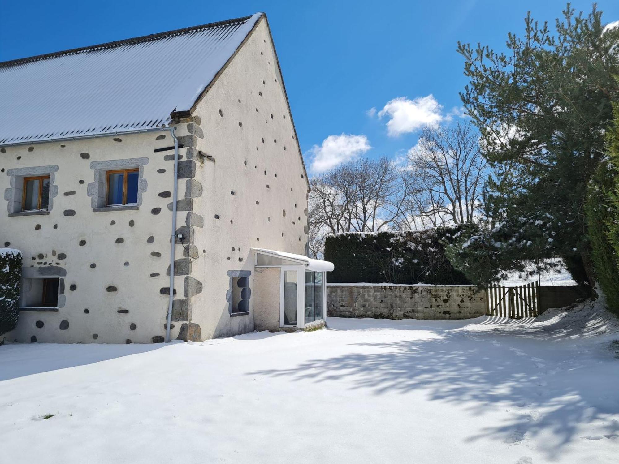 Gite Rural - Grange Des Pres Blancs Chaine Des Puys Le Vernet-Sainte-Marguerite Esterno foto